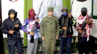 [9.11] 마긴다나오 노르테에서 민간 무장세력 4명 항복